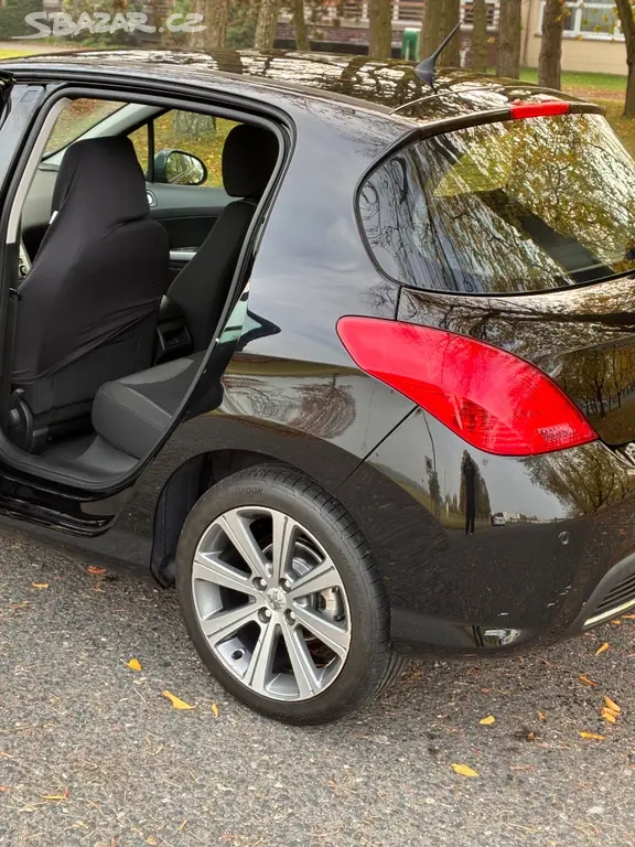 Peugeot 308 1,6 hdi 84kw najeto 105000km - fotka 6