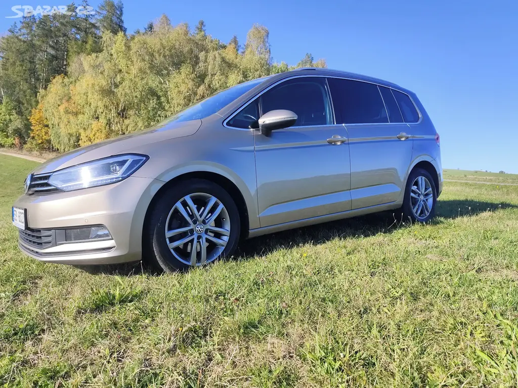 Volkswagen Touran 2.0 TDI 110 kW DSG, 7 míst - fotka 5