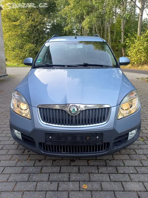 Prodám pěkný Škoda Roomster 1.6 77kw nová STK !!! - fotka 2