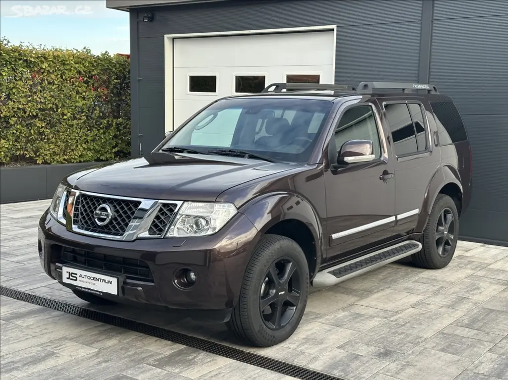 Nissan Pathfinder, 3,0DCI 231PS LE Executive 4x4 - fotka 2