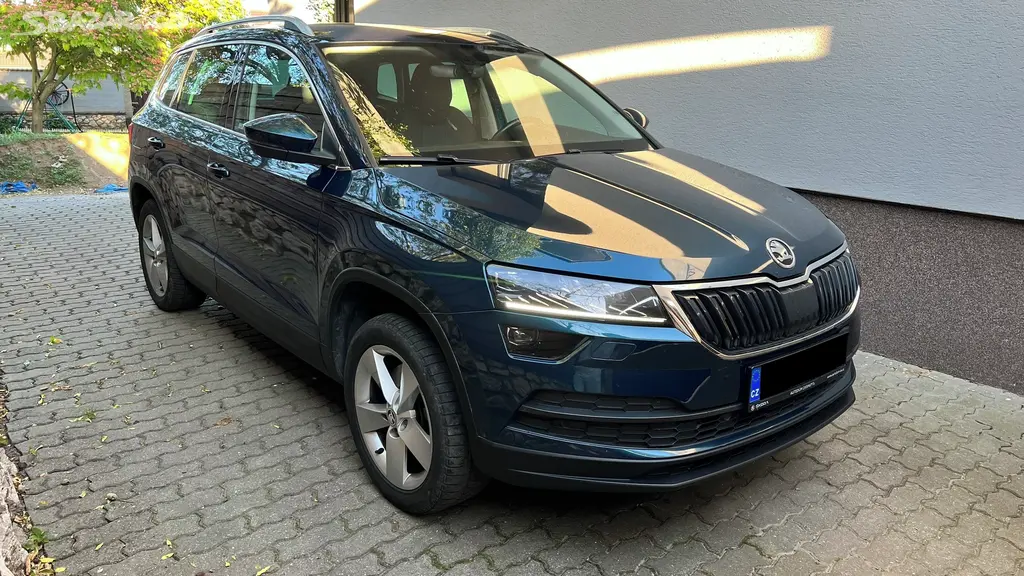 Škoda Karoq,2.0tdi 110kw,DSG,ACC,Webasto,4x4,Tažné - fotka 2