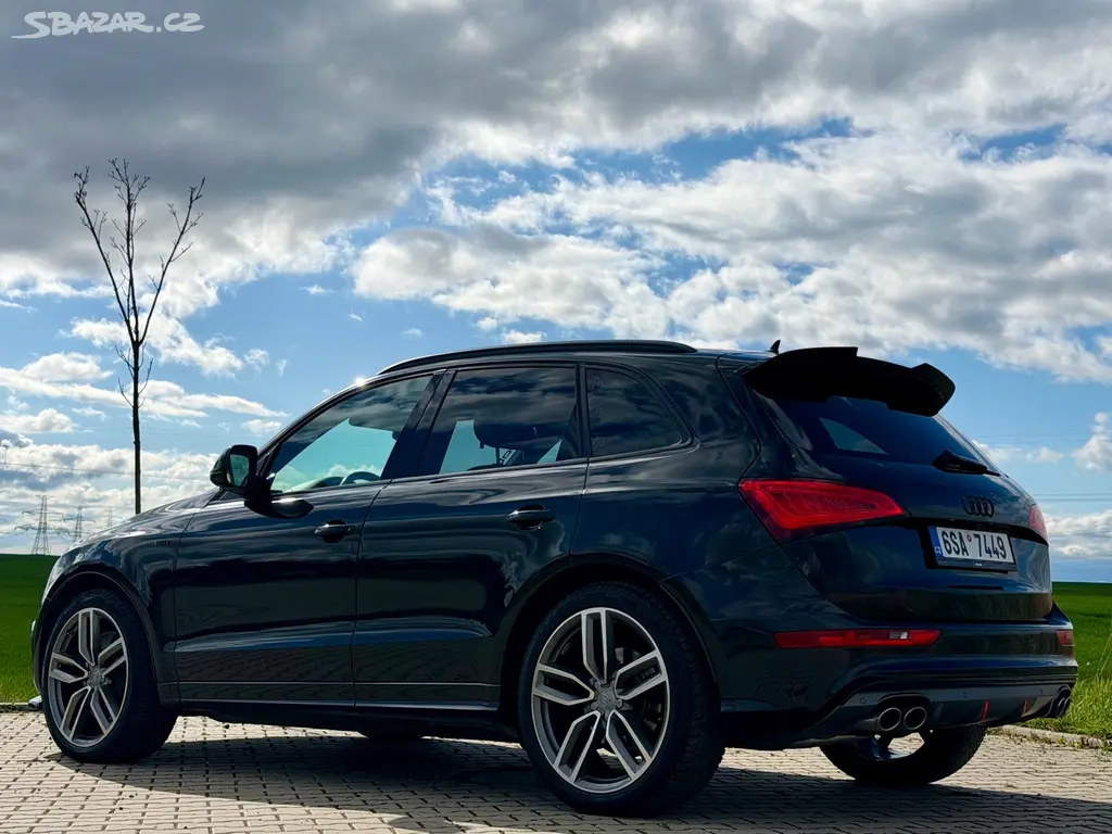 Audi SQ5 3.0TDi Black edition - fotka 4