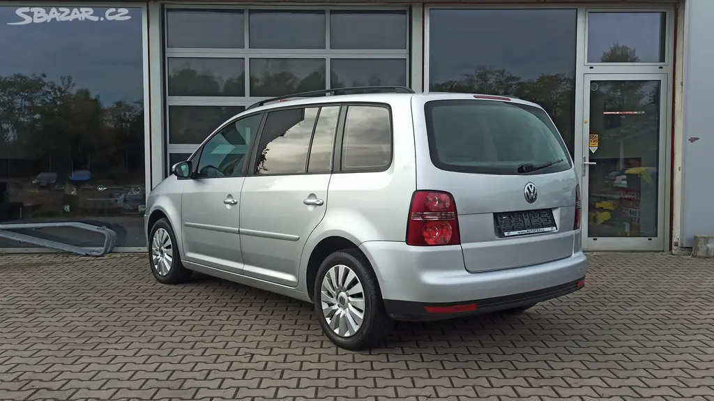 Volkswagen Touran 1.4 TSI 103 Kw 7 Míst - fotka 6