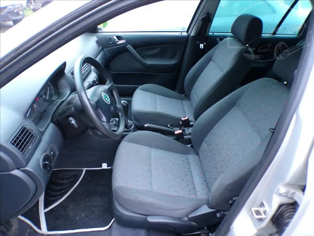Škoda Octavia 2,0 i NOVÉ ROZVODY - fotka 6