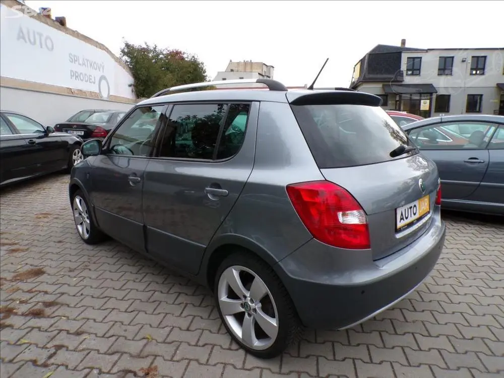 Škoda Fabia 1,2 TSI SCOUT - fotka 3