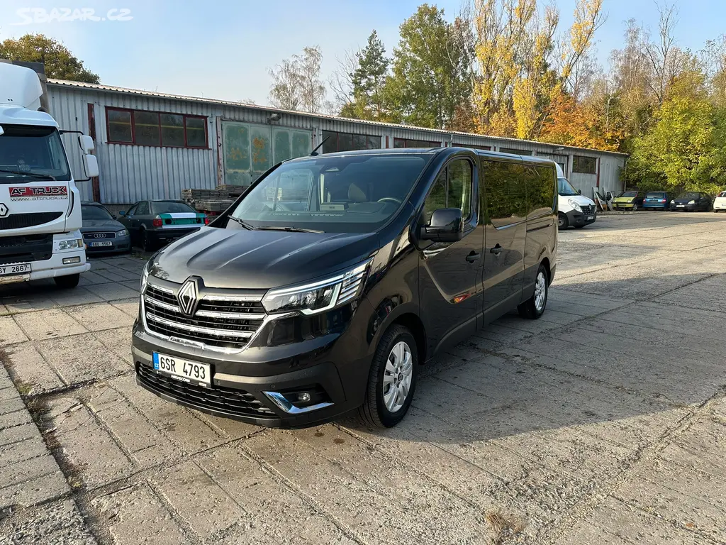Renault Trafik 8míst Automat [telefon skryt]km - fotka 2