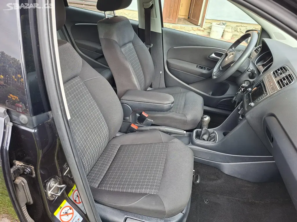 Volkswagen Polo 1.0Mpi Comfortline - fotka 5