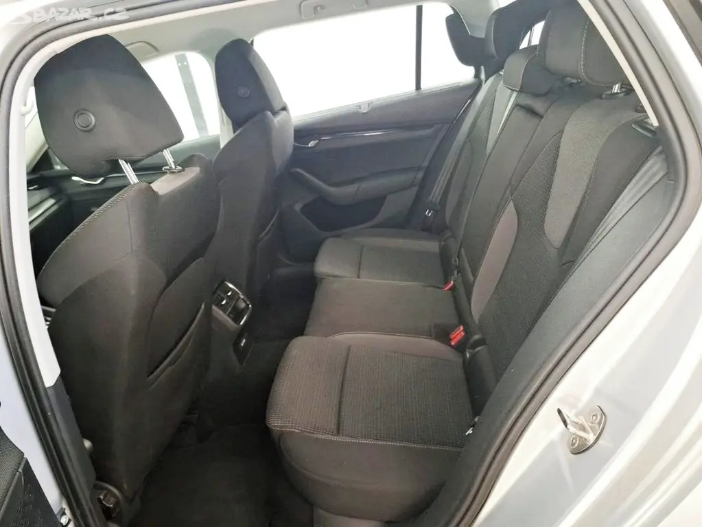 Škoda Octavia, 2.0 TDi (110 kW), 109 tis. km - fotka 6