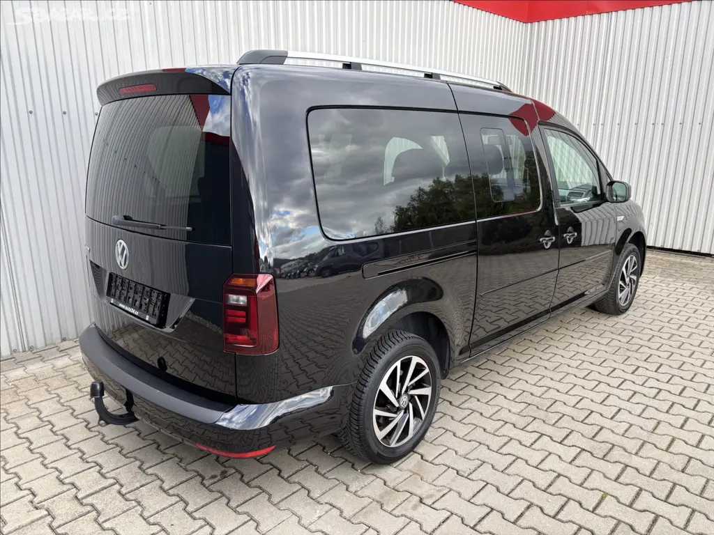Volkswagen Caddy, 1,4 TSi Highline, Navi, Kamera - fotka 4