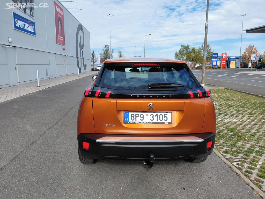 Peugeot 2008, 1.2PT 1.MAJ PERFEKTNÍ+KOLA TOP - fotka 6