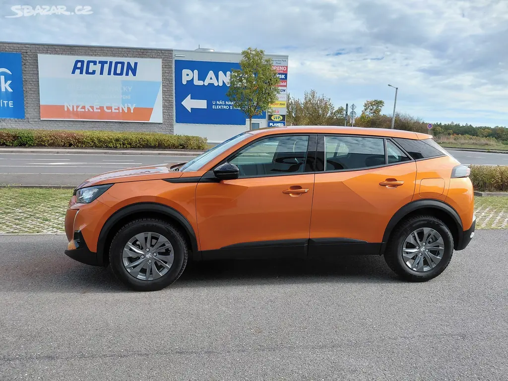 Peugeot 2008, 1.2PT 1.MAJ PERFEKTNÍ+KOLA TOP - fotka 4