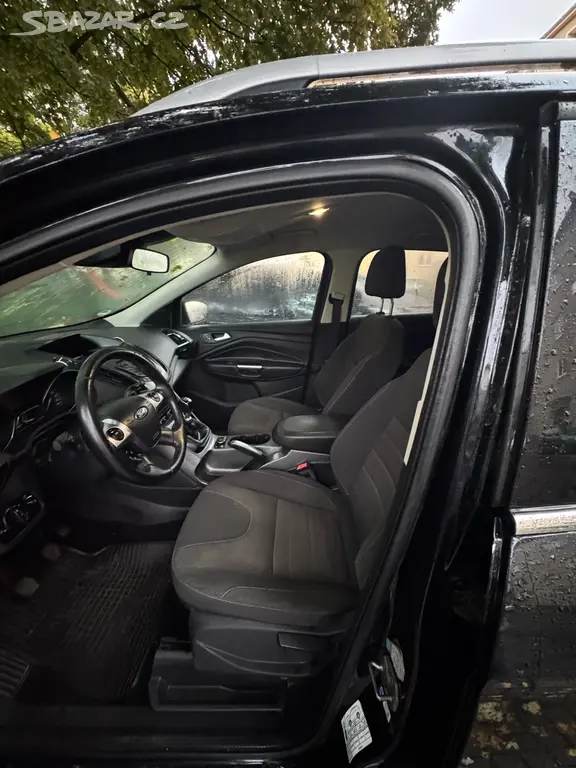 Ford Kuga - fotka 4