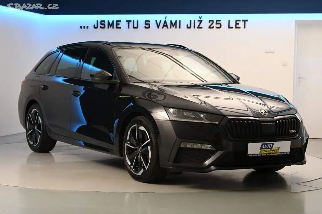 Škoda Octavia, 2.0 RS DSG 147KW Matrix LED Vi - fotka 4