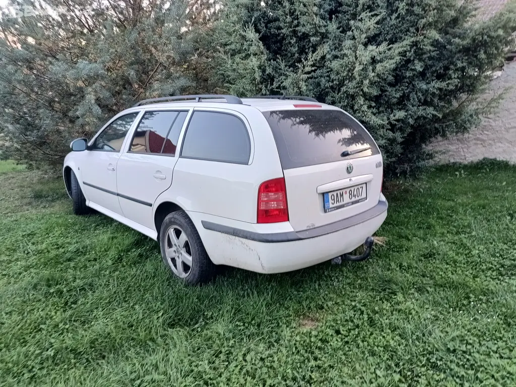 Škoda Octavia Combi Tour 1.9 TDI PD 74kW - 06/2010 - fotka 5