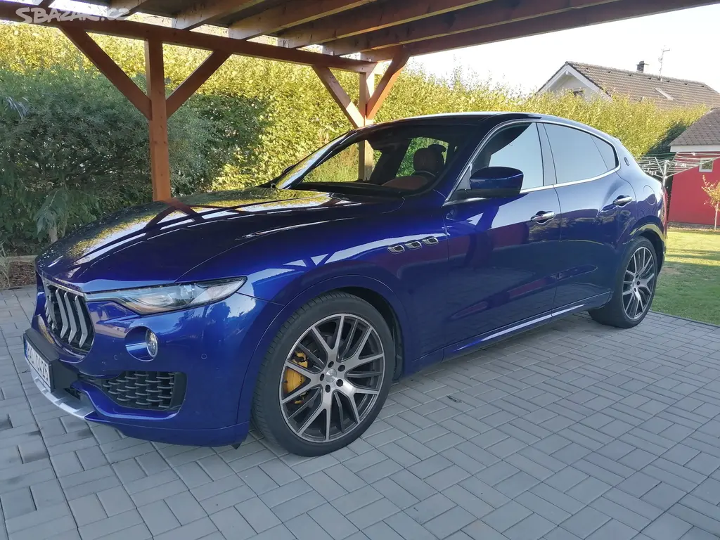 MASERATI LEVANTE 3.0d V6 Ermenegildo.Zegna r.-2017