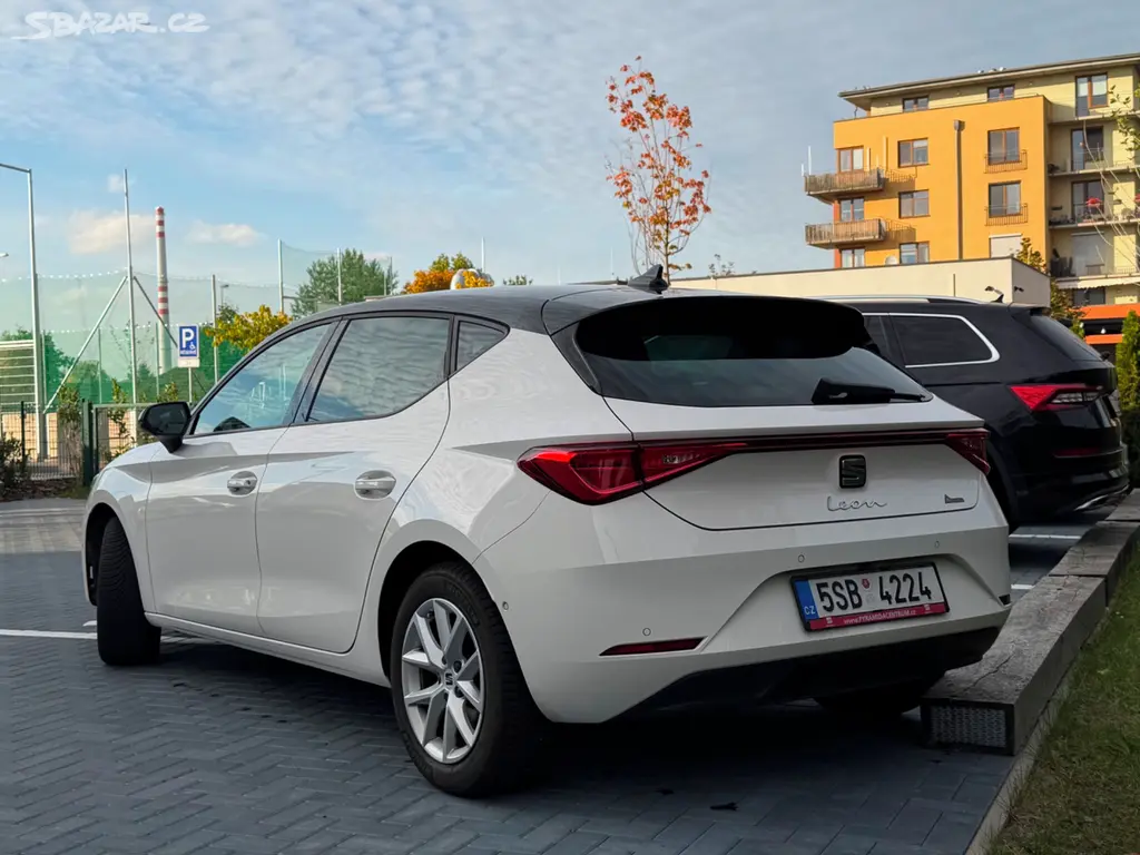 Seat Leon 1.0 tsi 81 kW/Style/2021 - fotka 3