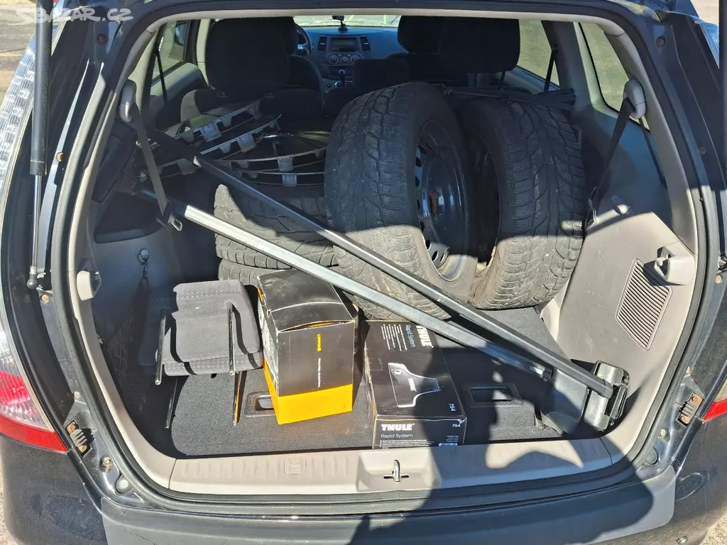 Mitsubishi Grandis - fotka 5