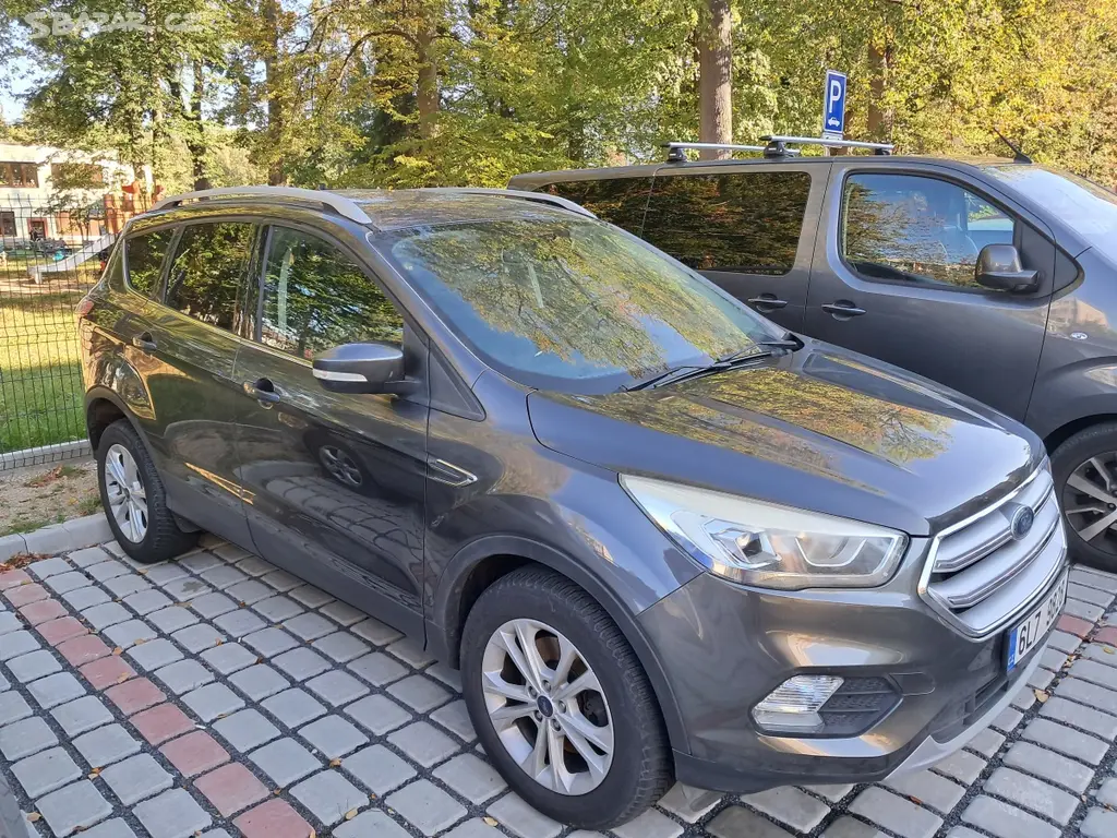 Ford KUGA 2.0 TDCi-CONECT - fotka 2