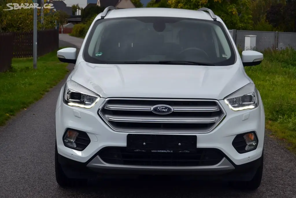 Ford Kuga 2.0 TDCI 110kW Titanium 4x4 - fotka 6