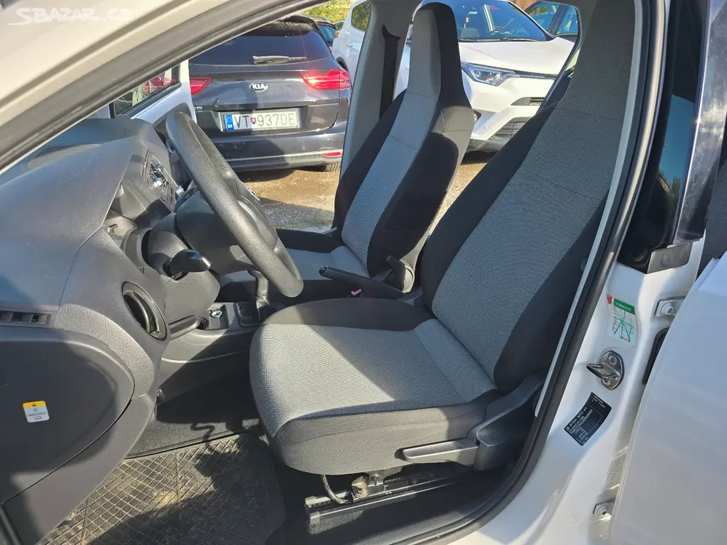 Škoda Citigo 1.0 MPI 44 kW 5 dveří, Klimatizace, - fotka 5