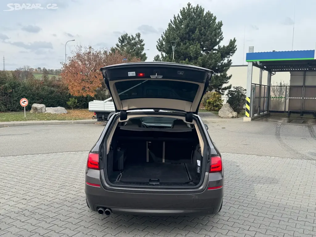 BMW F11 330D RWD - fotka 6