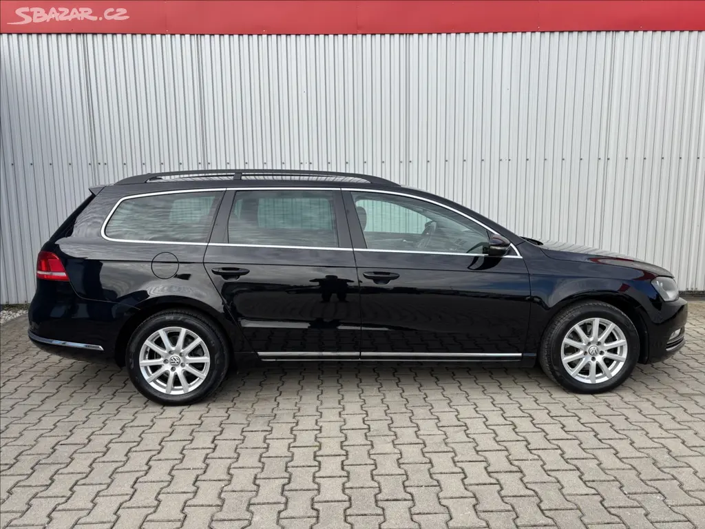 Volkswagen Passat, Var. 2.0 TDi Comfortline - fotka 6