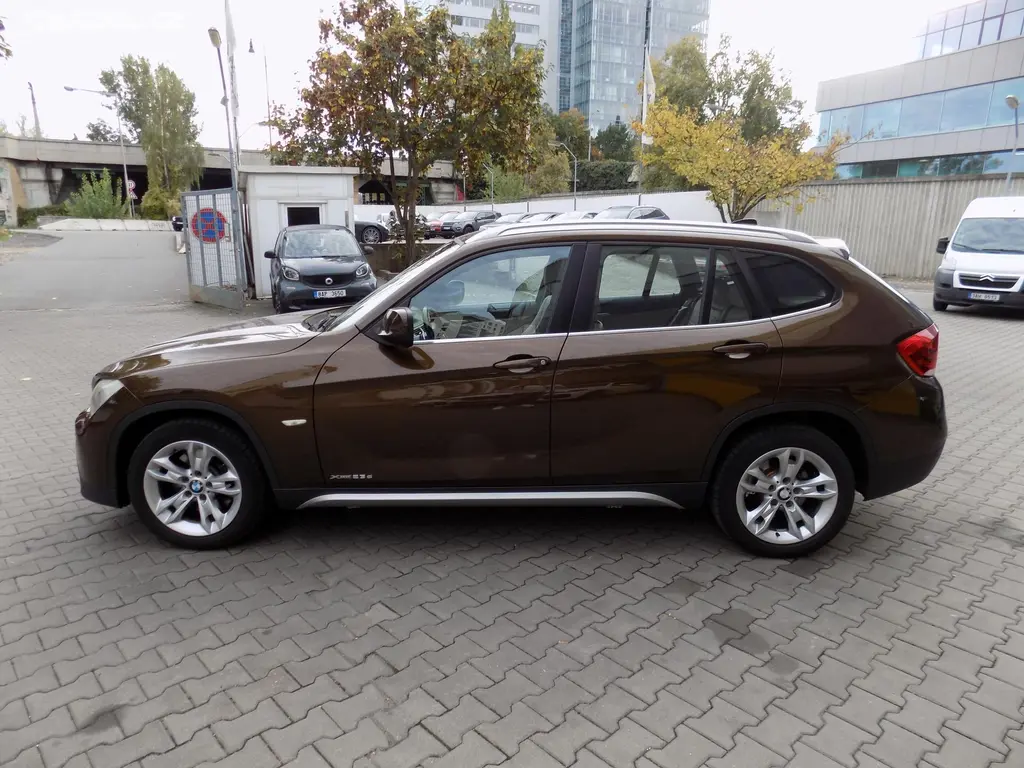 BMW X1, 2.3 D X-Drive - fotka 4