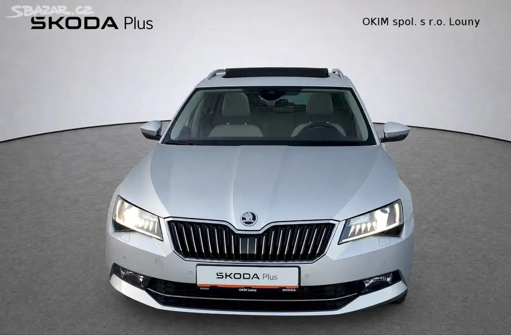 Škoda Superb, Combi Style Plus 2,0 Tdi 110 - fotka 4