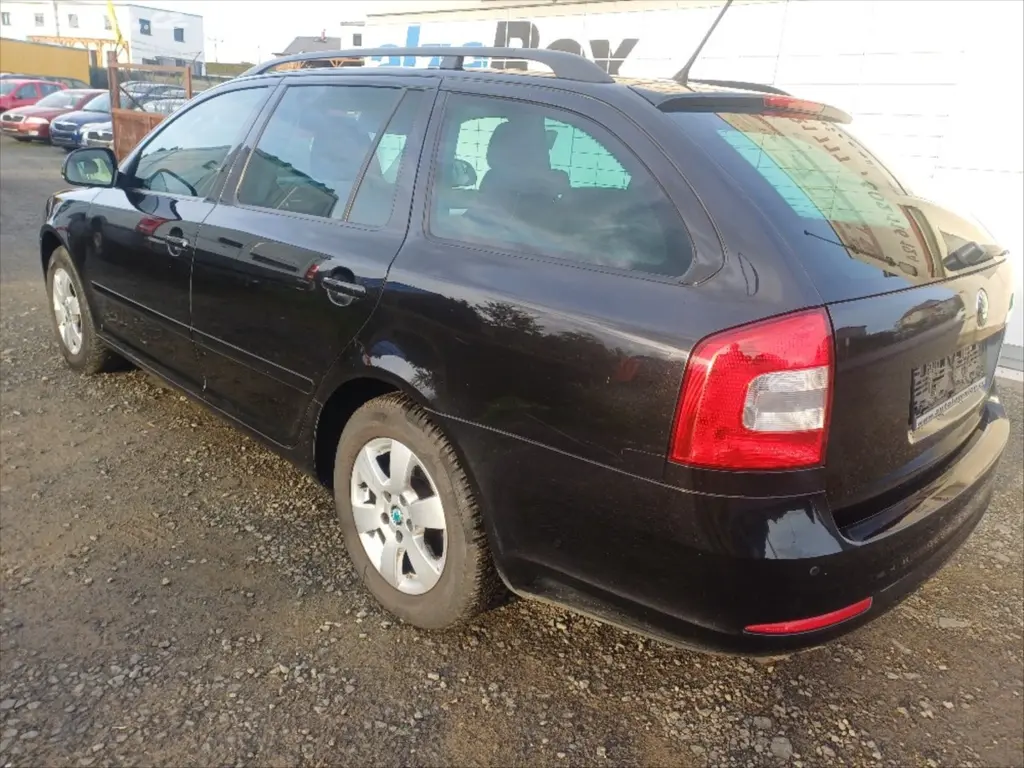 Škoda Octavia, 2,0 TDI kombi - fotka 4