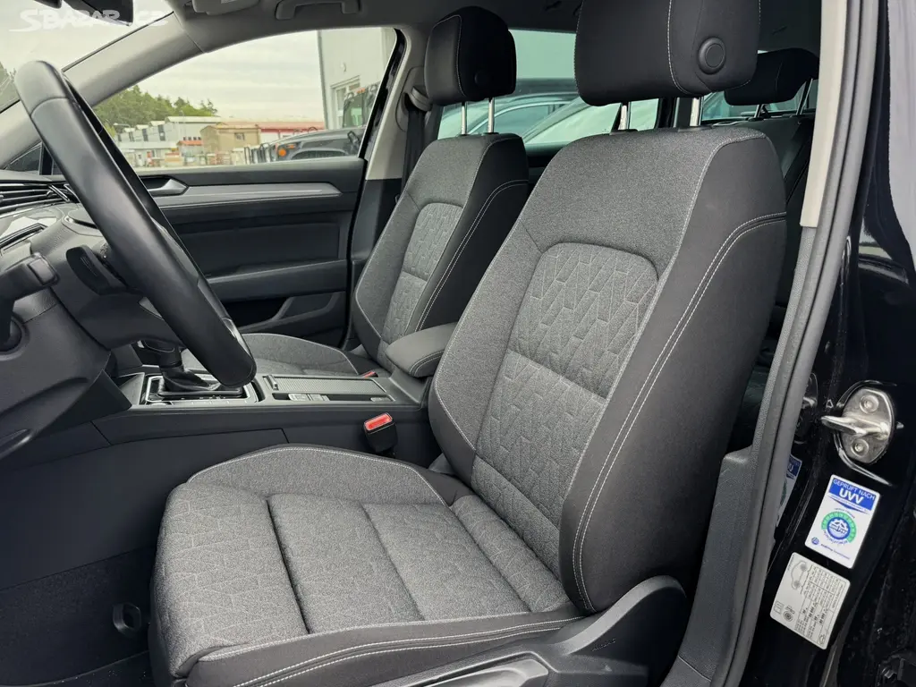 Volkswagen Passat, 2.0TDI 110kW DSG Tažné Webasto - fotka 4