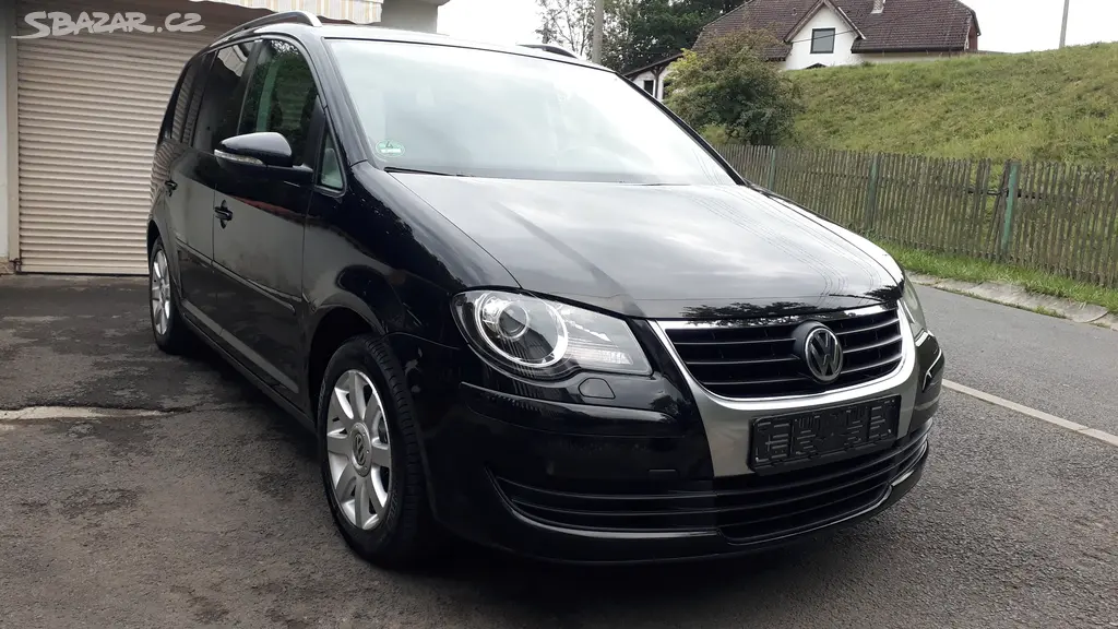 VW TOURAN 1.9TDI 77KW FREESTYLE 2010 194TKM 7 MÍST - fotka 2