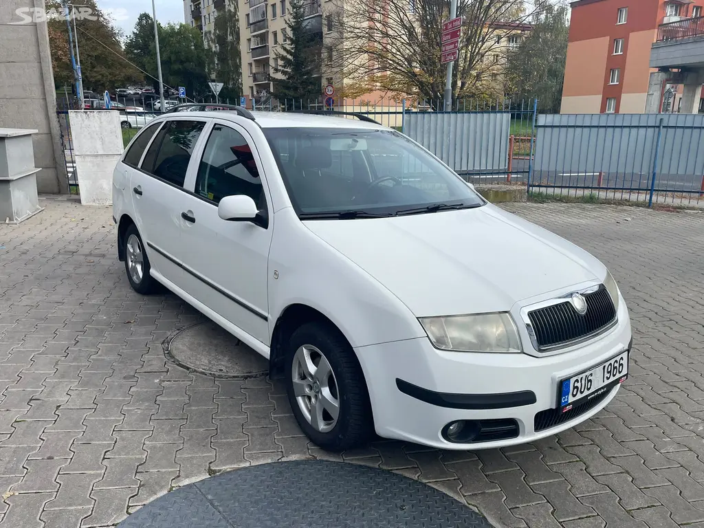Škoda FABIA, r. 2007 - fotka 5