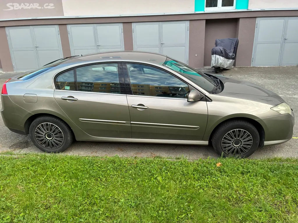 Renault-Laguna 1,5 dci - fotka 5