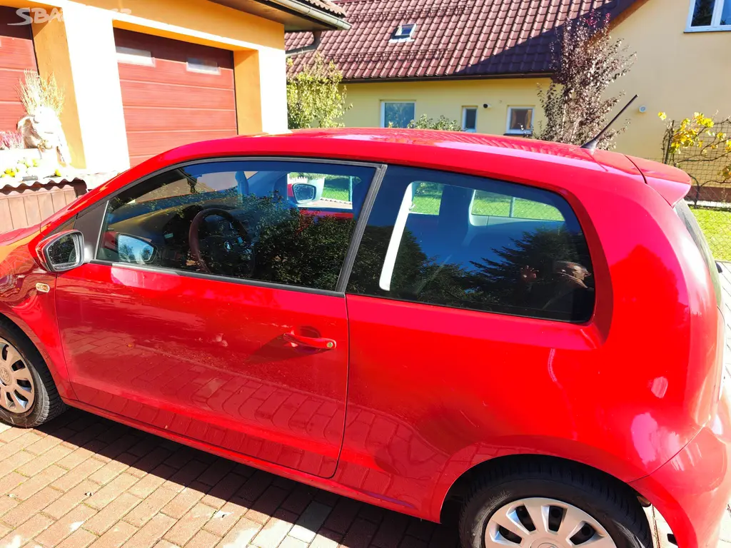Škoda Citigo Style Červená - 55 KW - 75 PS 2016 - fotka 2