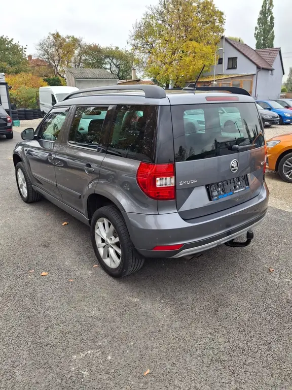 Škoda Yeti 1.4 Tsi 92kw,motor s řemenem,r.v.2017 - fotka 6