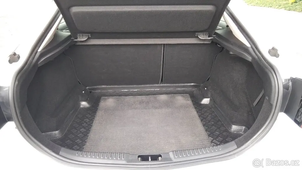 Ford Mondeo 2,0 TDCi 103kW [telefon skryt] km - fotka 3