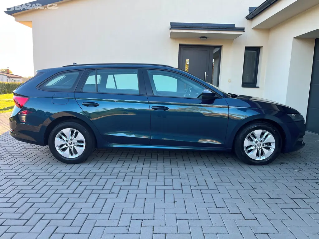 Škoda Octavia IV 1.0TSi 81kw 2022 manuál - fotka 5