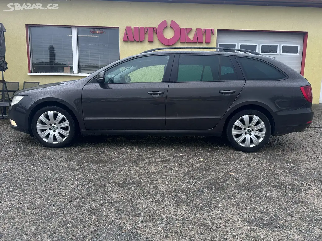 Škoda Superb 2.0TDi VýhřevSedadel/Serv.Knih - fotka 6