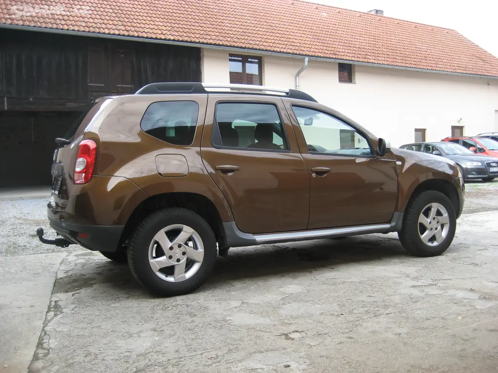 Dacia DUSTER 1.6, 4x4, 2011, 137000 KM - fotka 6