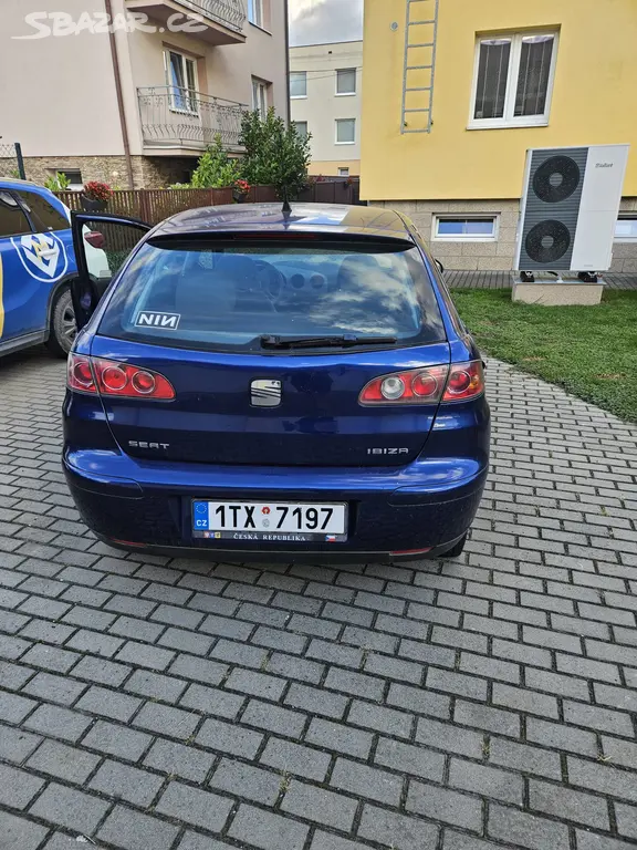 Seat IBIZA 1,2 - fotka 4