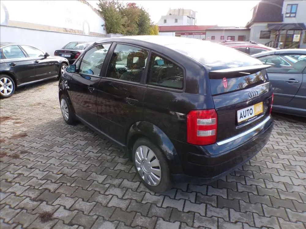 Audi A2 1,4 16V - fotka 3
