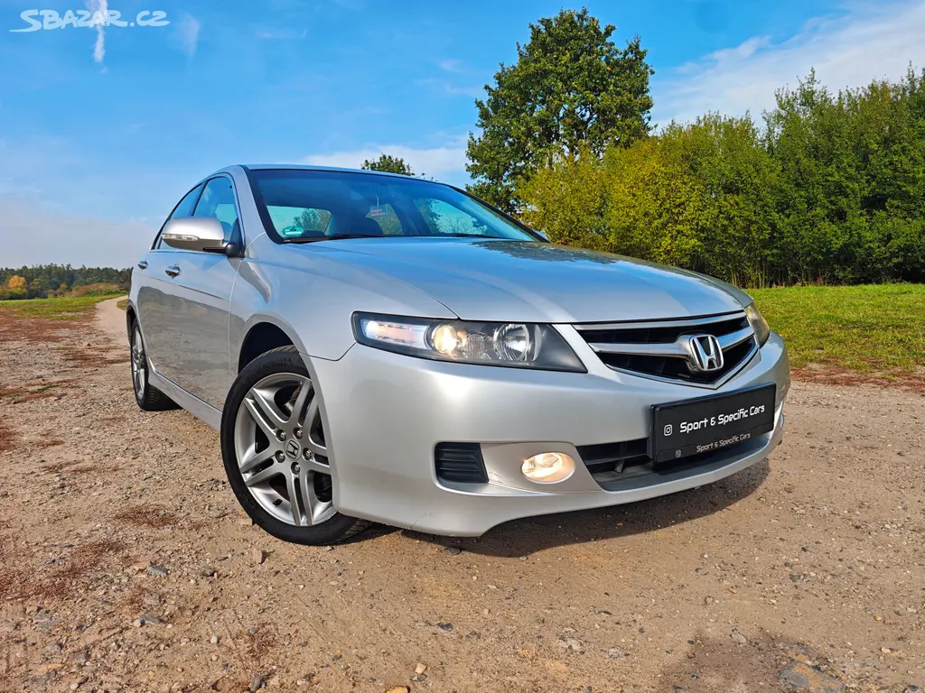 Honda Accord 7G,2.0 114KW Vtec,manuál,2007,187xxxk - fotka 2
