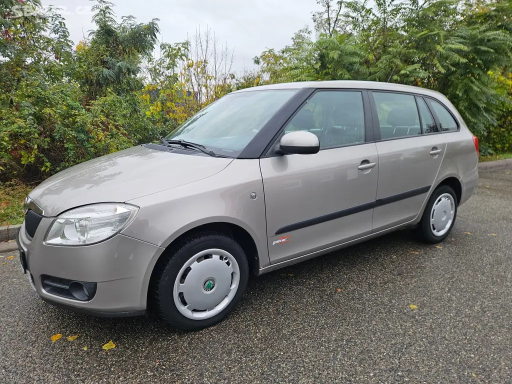 Škoda FABIA II 1.6 BENZÍN-AUTOMAT-BEZ KOROZE - fotka 2