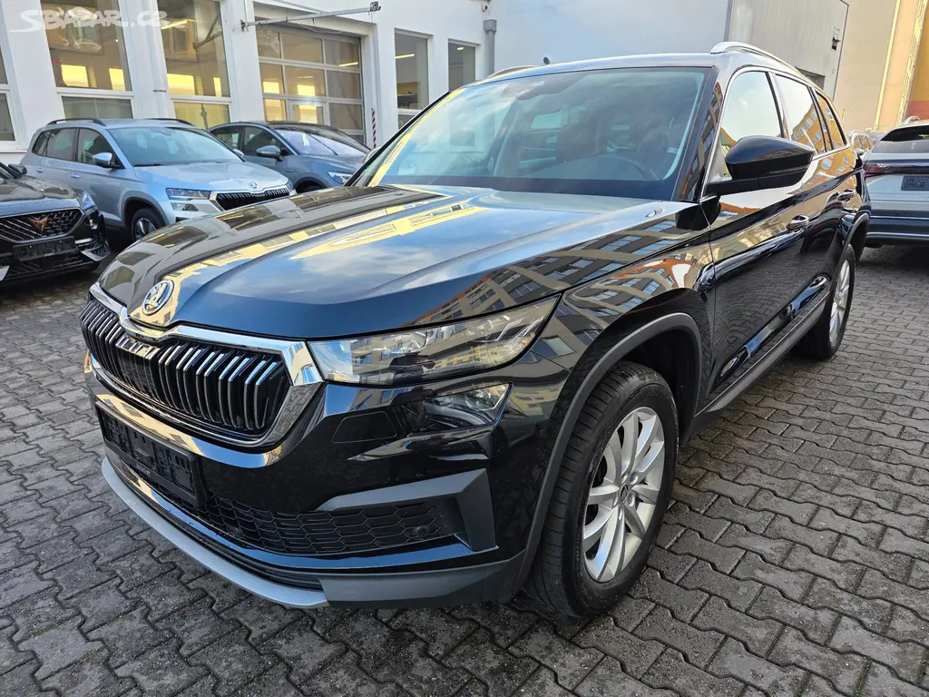 Škoda Kodiaq 2.0TDI 110kW 4x4 DSG Tažné Matrix ACC - fotka 3
