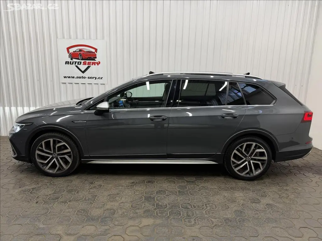 Volkswagen Golf, ALLTRACK 147KW 4M PANO IQ.LED - fotka 4