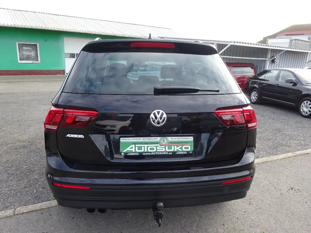 VW TIGUAN Comfort 1,4 TSI 110kW + DSG +4x4 - 2017 - fotka 5