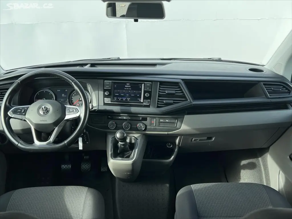 Volkswagen Transporter, 2,0 TDi 110kW kombi 5 míst T6 - fotka 5