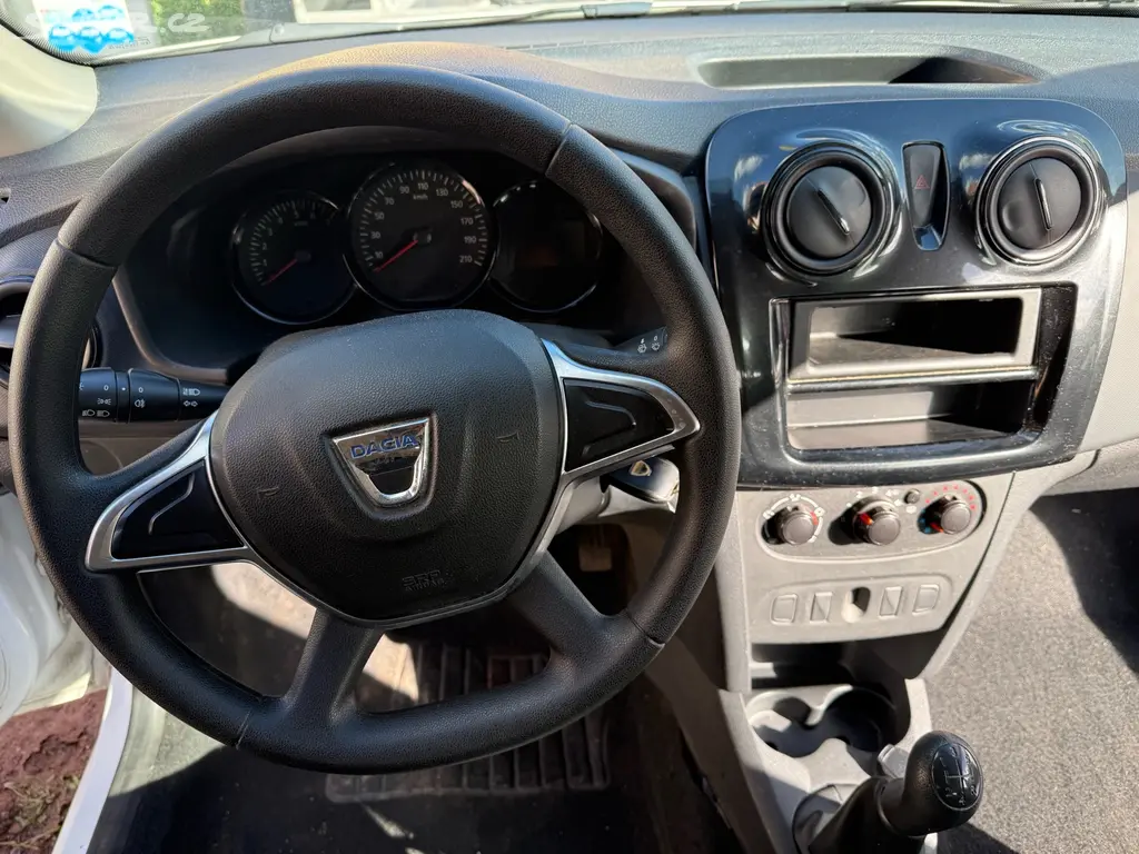 Dacia Logan 2019 - fotka 5