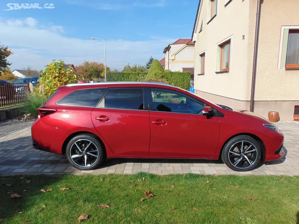 Toyota AURIS 1.6,PŮVOD ČR,1.MAJ,ZÁRUKA - fotka 4