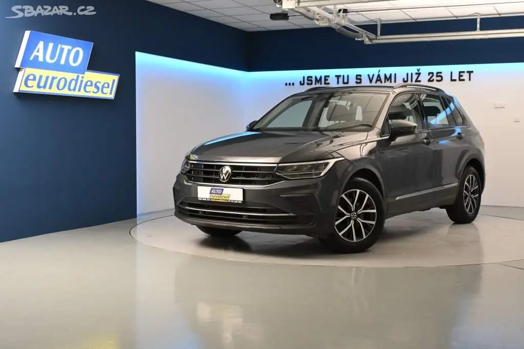 Volkswagen Tiguan, 2.0 DSG LED ACC Kamera Tažné T - fotka 2